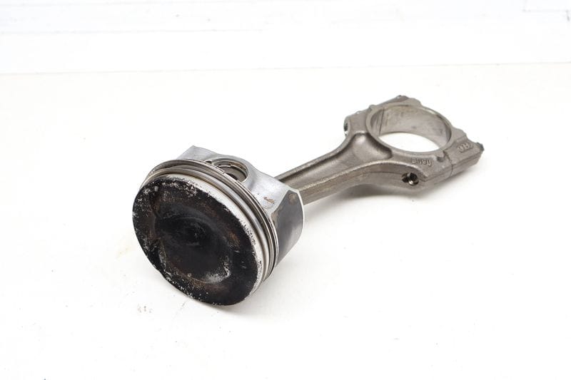 Piston w/ Connecting Rod 06H107065DM — Used (SKU 732265)