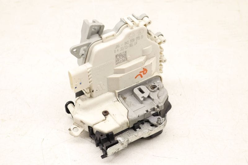 Door Latch / Lock Actuator 8K0839015D — Used (SKU 528705)