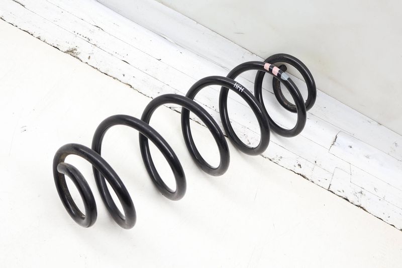 Coil Spring 8K0511115DG — Used (SKU 732255)
