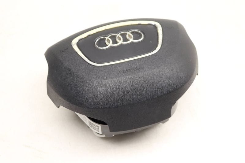 Steering Wheel Airbag / Air Bag 8K0880201AC — Used (SKU 528651)