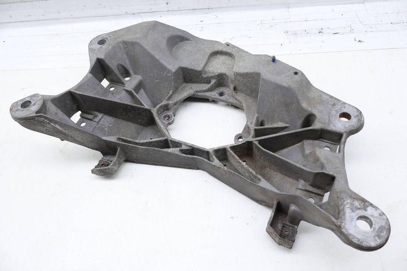 Transmission Mount Bracket / Crossmember 4H0399263AD — Used (SKU 732301)