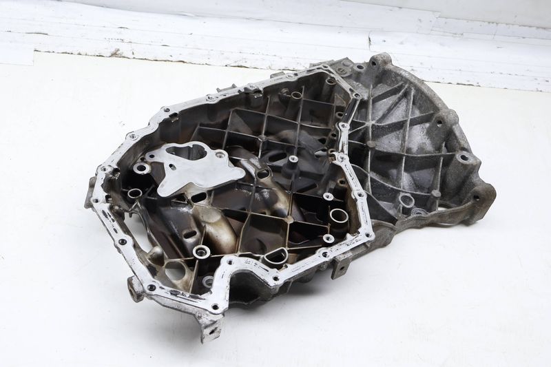 Upper Engine Oil Pan / Sump 06H103603AK — Used (SKU 732280)