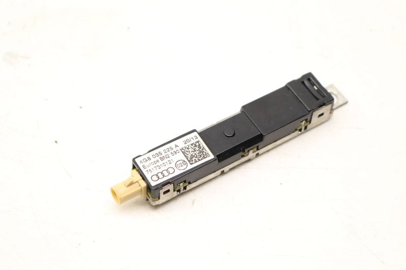 Lower Antenna Booster 4G8035225A — Used (SKU 500924)