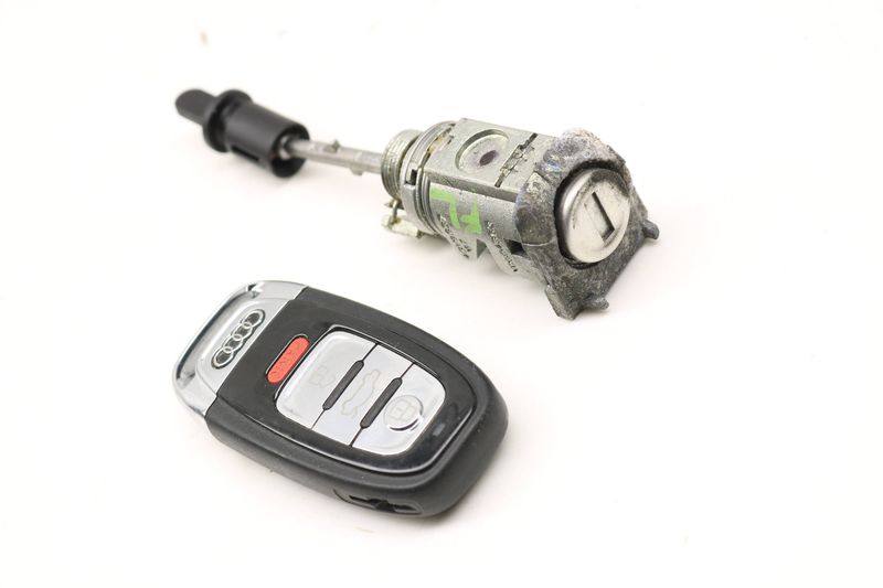Lock Switch / Cylinder w/ Key 4G8898374S — Used (SKU 413150)