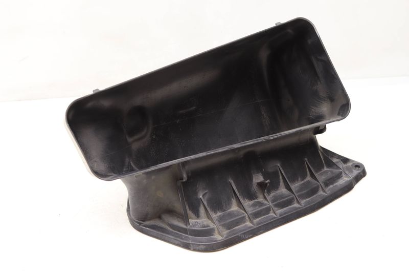 Cabin Air Intake / HVAC Duct 4H1819904A — Used (SKU 544367)