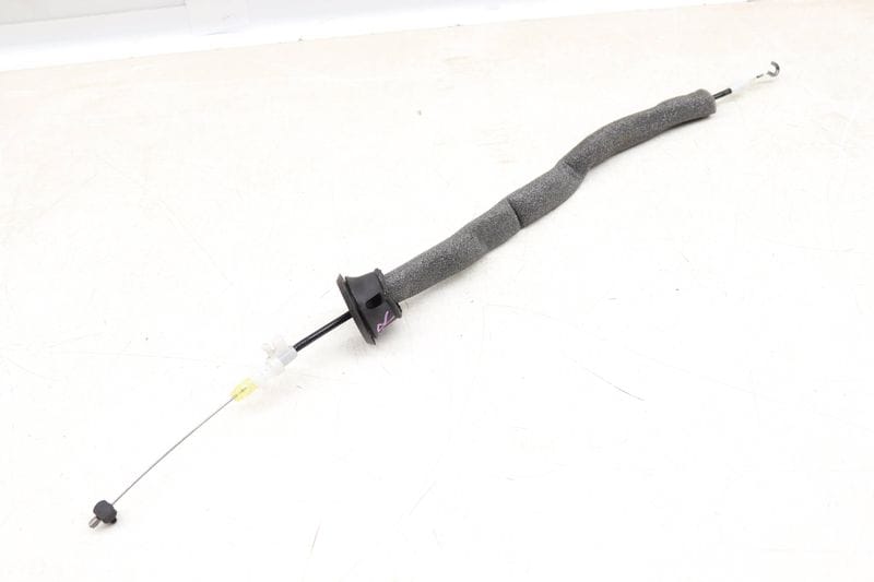 Interior Door Handle Release / Bowden Cable 4H0837085 — Used (SKU 544108)