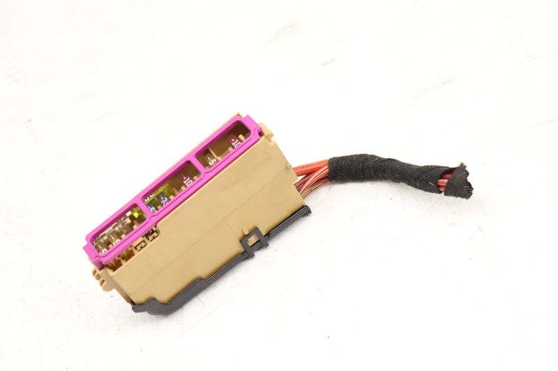 Fuse Panel Holder 4H0941824A — Used (SKU 544508)