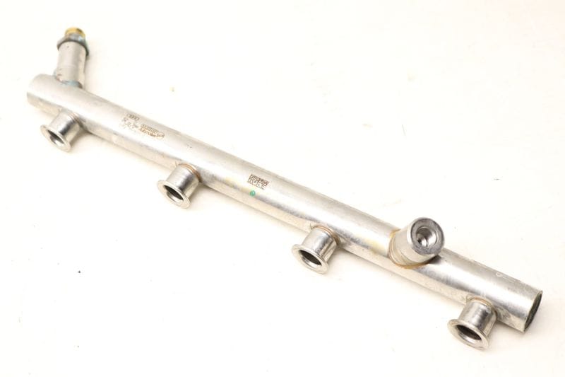 Fuel Rail 079133315BD — Used (SKU 540786)