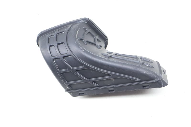 Air Intake Duct 8R0129739A — Used (SKU 694058)