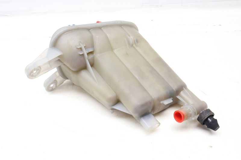 Coolant Reservoir / Tank / Bottle 8K0121403Q — Used (SKU 694002)