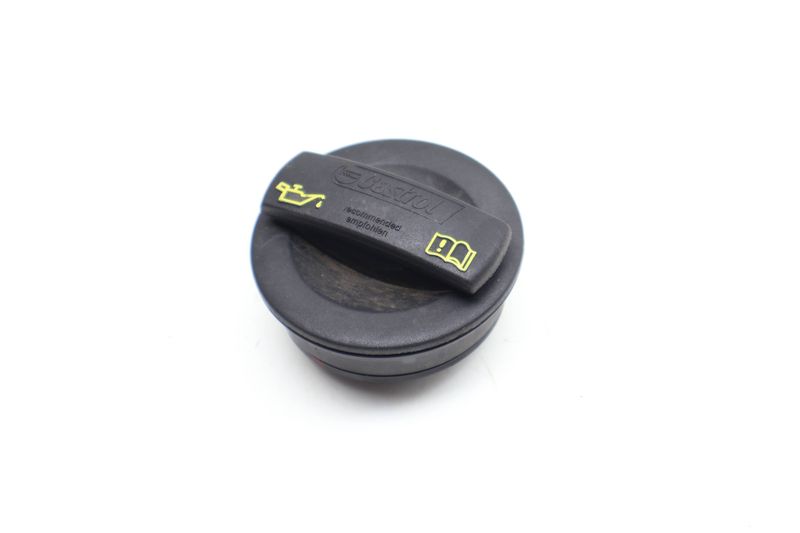 Engine Oil Cap / Cover 06C103485AD — Used (SKU 693861)