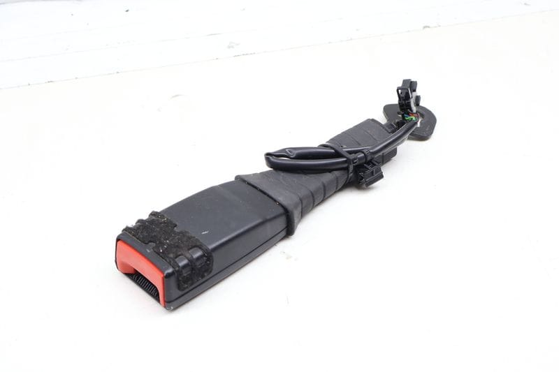 Seat Belt Buckle Receiver 8K0857756C — Used (SKU 693640)