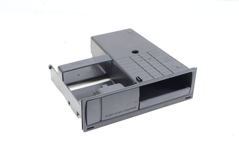 MMI / Ami Interface Module Housing 4E0060700 — Used (SKU 693752)