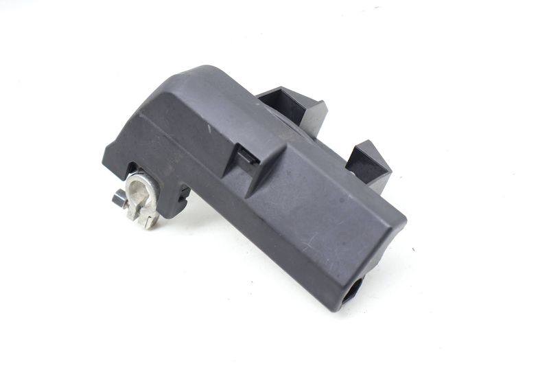 Positive Battery Connector 8J0915459 — Used (SKU 693829)