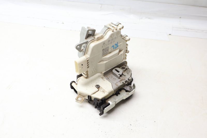 Door Latch / Lock Actuator 8K0839015D — Used (SKU 693621)