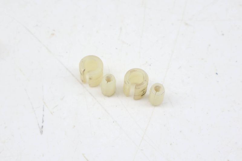 Door Window Glass Pin Set 8K0845867 — Used (SKU 693875)