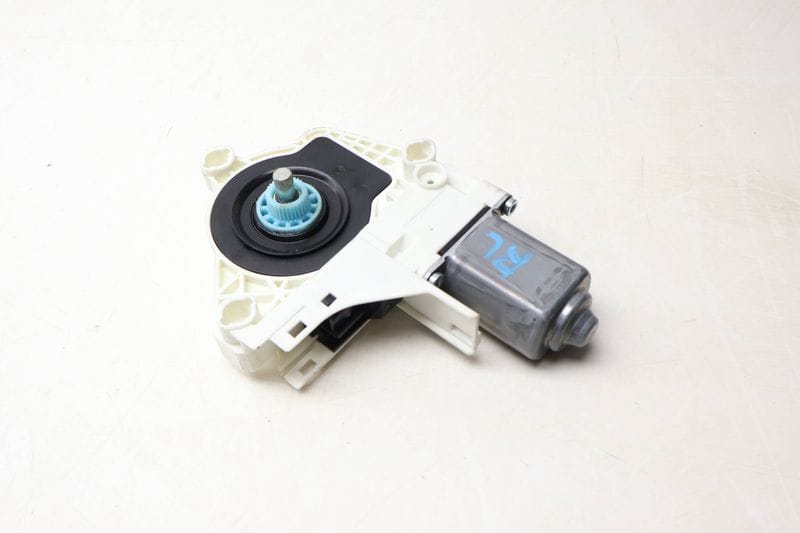 Power Window Motor 8K0959811A — Used (SKU 693617)