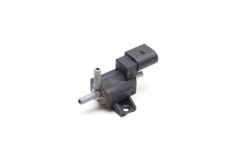 Solenoid Valve 06F906283F — Used (SKU 693911)