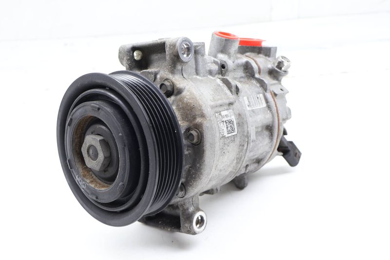 AC Compressor 8T0260805E — Used (SKU 727348)
