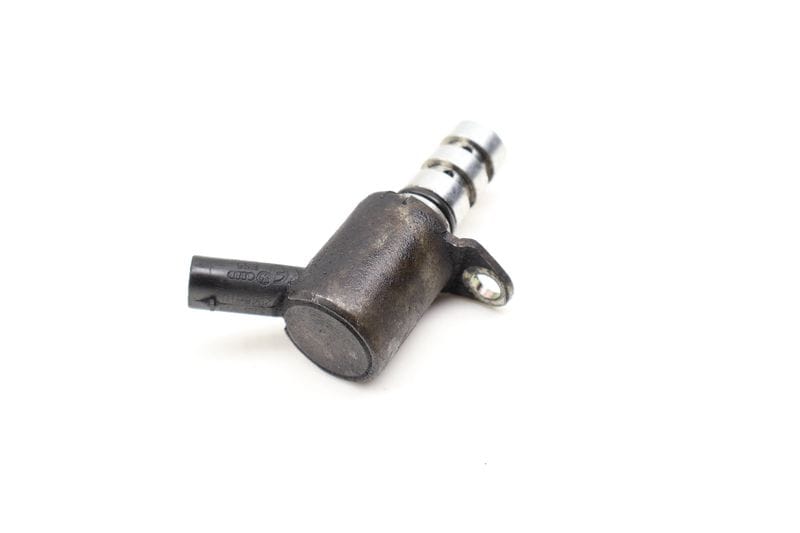 Cam / Camshaft Adjustment Oil Solenoid 06E115243G — Used (SKU 611296)