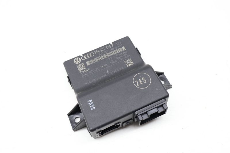 Can-Bus / Gateway Control Module 8R0907468P — Used (SKU 727048)