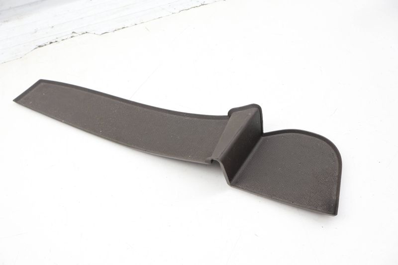 Door Panel Storage Insert 8R0868133 — Used (SKU 727066)