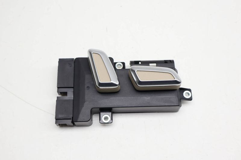 Seat Adjustment Switch 8K0959748C — Used (SKU 727085)