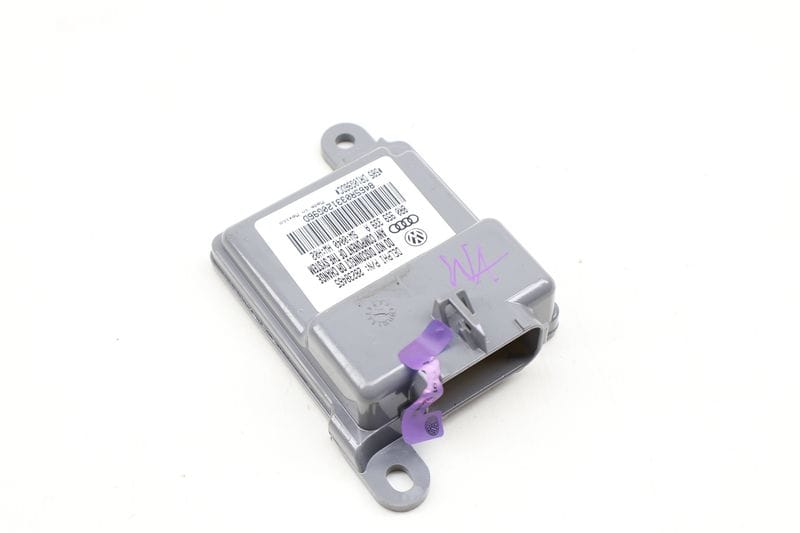 Seat Occupant Detection Module 8R0959339A — Used (SKU 611151)