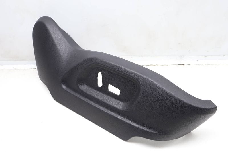 Seat Trim Panel 8R0881314B — Used (SKU 611169)
