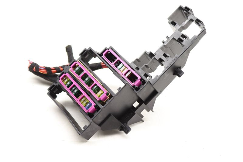 Fuse Panel / Holder 8K0971845A — Used (SKU 495335)