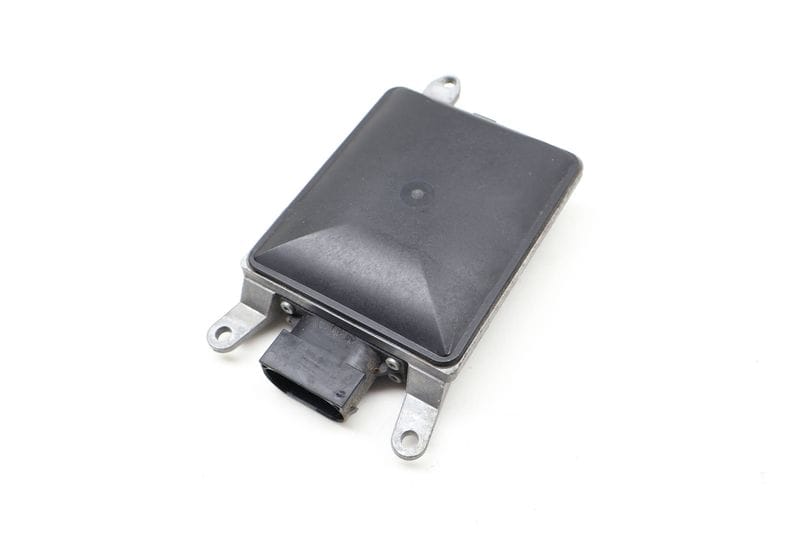 Lane Change Assist Module (SLAVE) 8T0907568B — Used (SKU 727039)