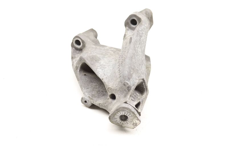 Engine Mount Bracket 8K0199307CD — Used (SKU 495349)