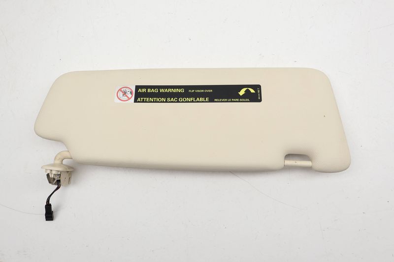 Sun Visor / Mirror 8U0857551F — Used (SKU 727081)
