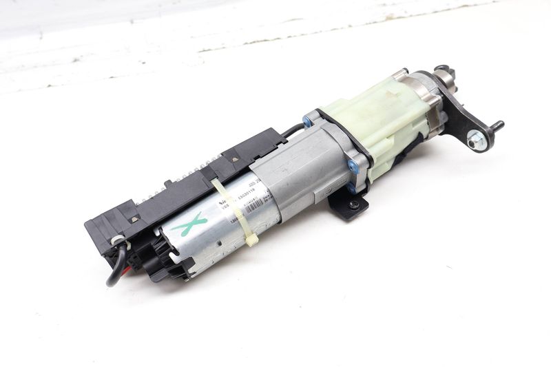 Trunk / Hatch Drive Unit Motor 8R0827851B — Used (SKU 727287)