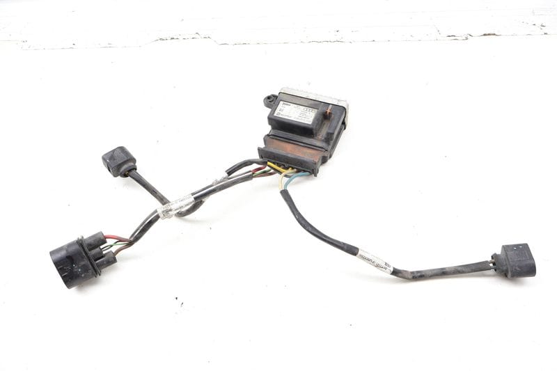 Radiator Cooling Fan Control Module 8K0959501G — Used (SKU 727342)