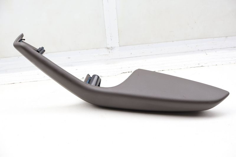 Door Pull Handle / Armrest 8R0867374 — Used (SKU 727264)