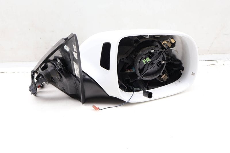 Side View Mirror w/ Memory 8R1857410L — Used (SKU 611228)