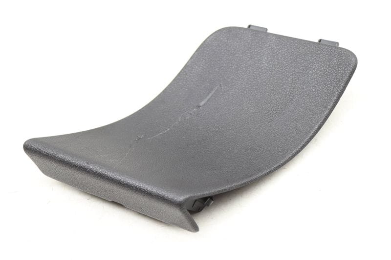 Tail Light Cover / Trunk Panel Trim 8R0867658 — Used (SKU 495076)