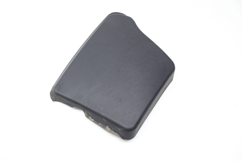 Tail Light / Lamp Bulb Cover 8R0945426A — Used (SKU 727292)