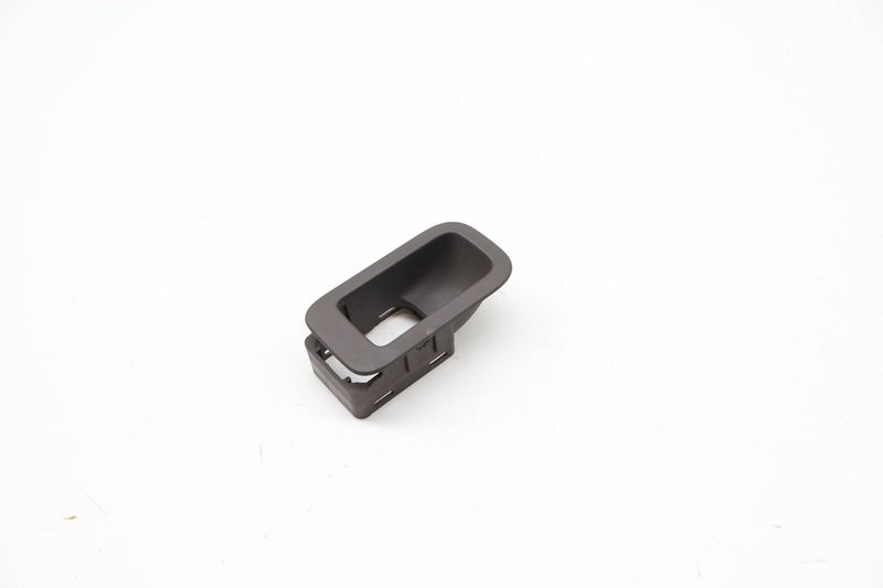 Trunk / Hatch Switch / Button Trim 8R0959829 — Used (SKU 727070)