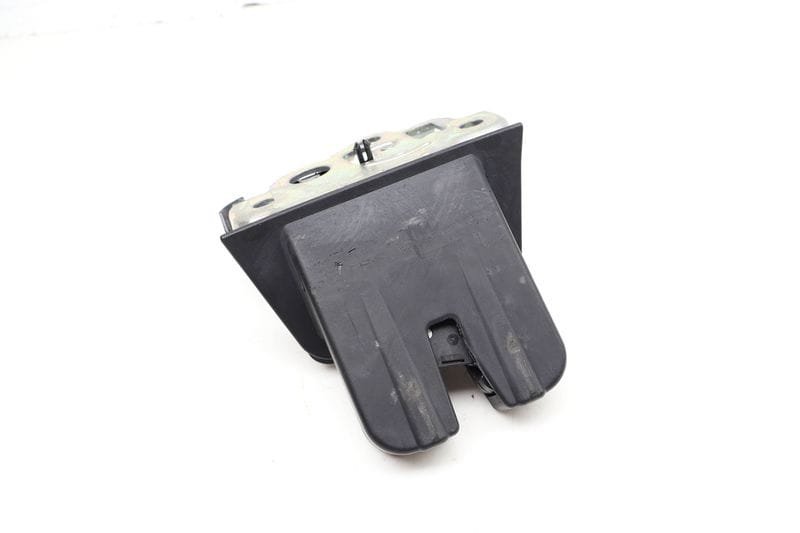 Trunk Latch / Lock 8R0827505 — Used (SKU 727296)