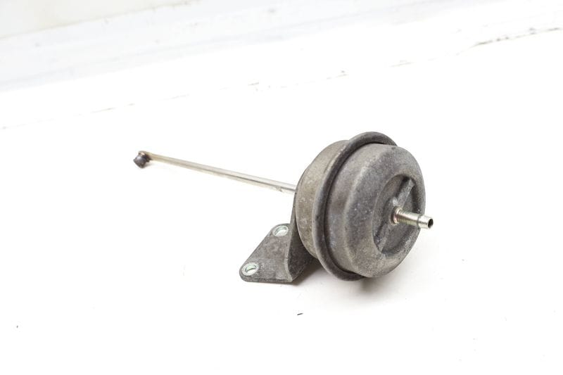 Turbo / Turbocharger Wastegate Actuator 06H145702R — Used (SKU 727176)