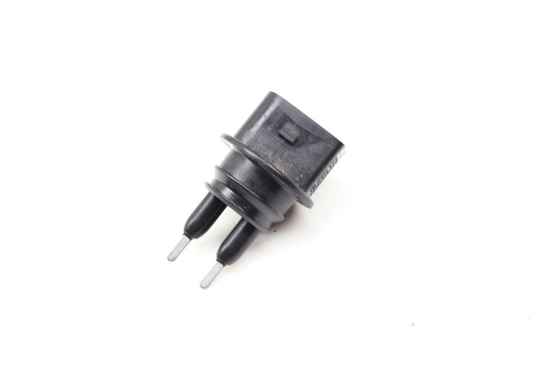 Windshield Washer Fluid Level Sensor 7M0919376 — Used (SKU 727203)