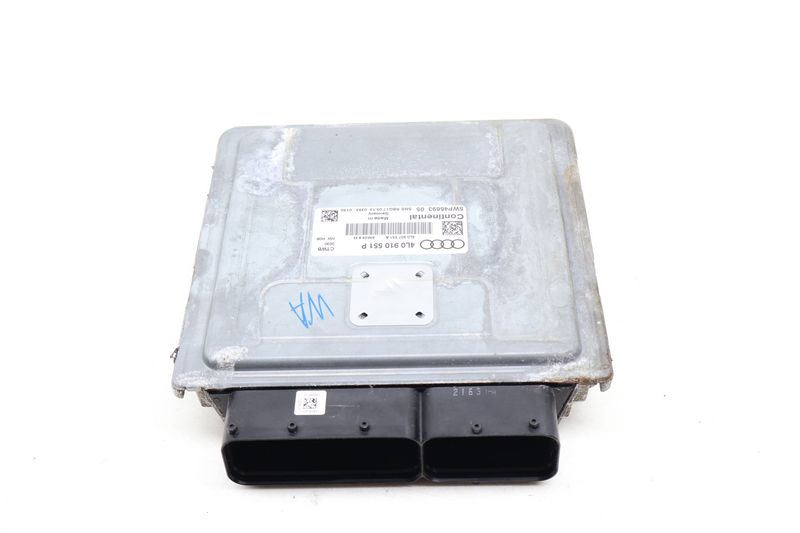 ECU / ECM / Engine Control Module 4L0910551P — Used (SKU 659790)