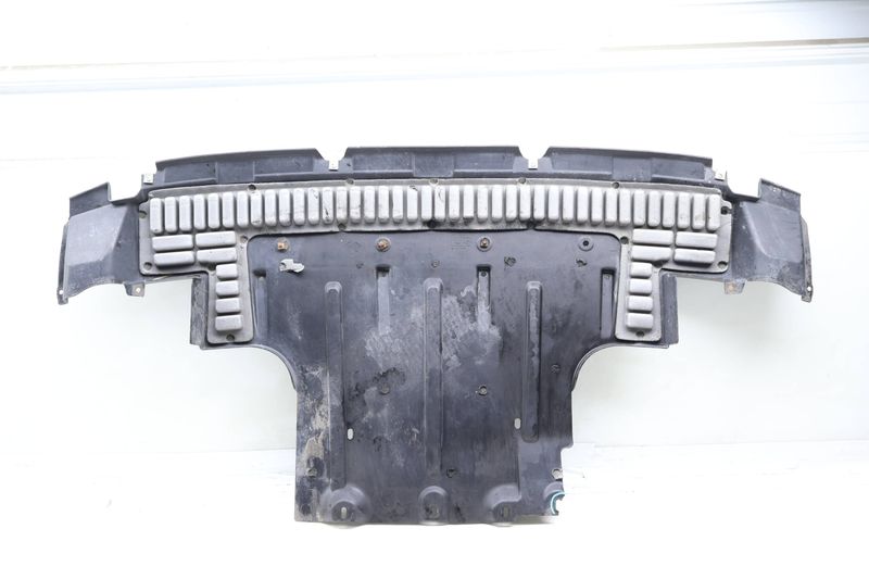 Belly Pan / Sound Baffle 7L8825285C — Used (SKU 680764)