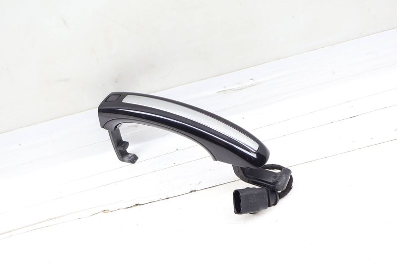 Exterior Door Handle 4L0837205D — Used (SKU 680597)