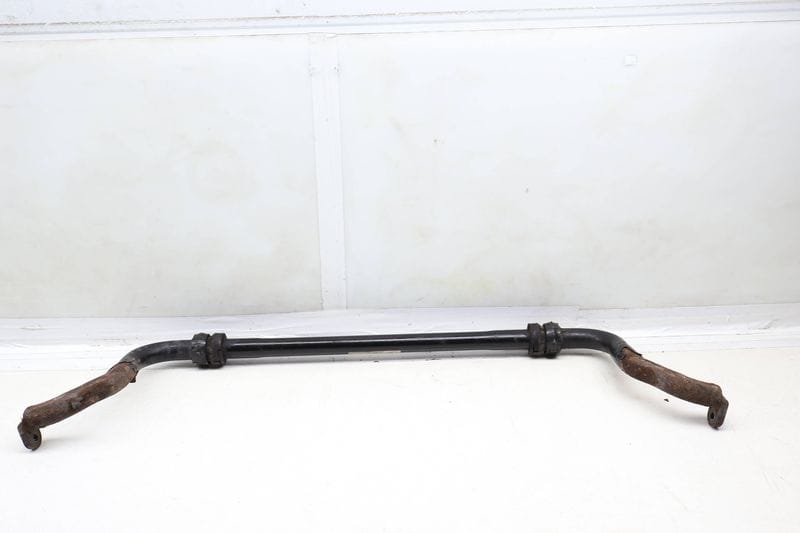 Sway / Stabilizer Bar 7L0411025G — Used (SKU 680747)