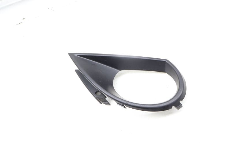 Fog Light Trim / Bezel 4L0807489A — Used (SKU 660053)