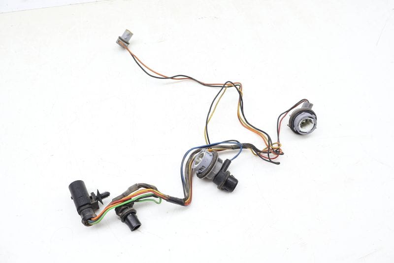 Lower Tail Light Bulb Socket Holder / Harness 4L0945221A — Used (SKU 680566)
