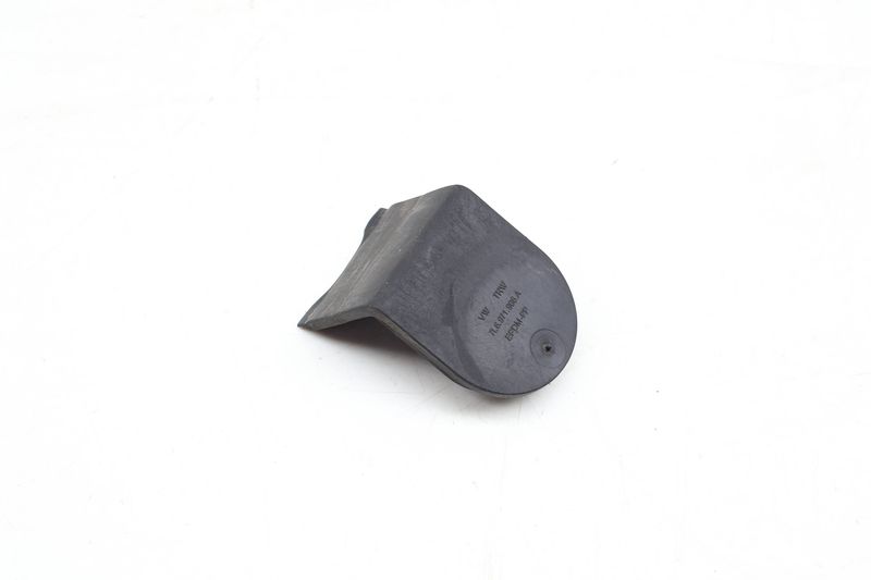 Plug / Cap 7L6971908A — Used (SKU 680827)